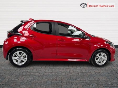 2025 Toyota Yaris - photo 3