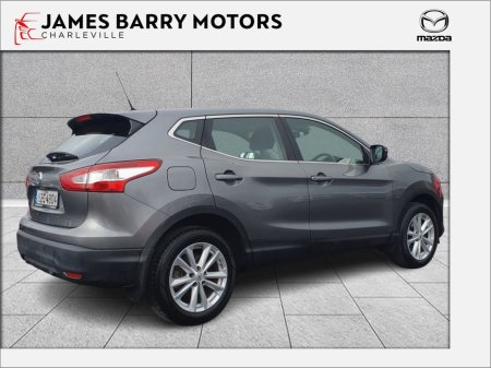 2015 Nissan Qashqai - thumbnail 3