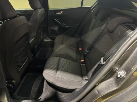 2025 Ford Focus ST-LINE 5DR 1.0T 125 MHEV €29,950 thumbnail