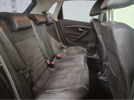 2016 Volkswagen Polo **HIGHLINE**AUTO**LEATHER/ALCANTARA SEATS**HEATED SEATS**ANDROID/APPLE MEDIA RADIO**DISTRONIC CRUISE CONTROL**LED HEADLAMPS**CLIMATE CONTROL**REVERSE CAMERA**AUTO LIGHTS**FOLDING MIRRORS**PADEL SHIFT* €13,899 thumbnail