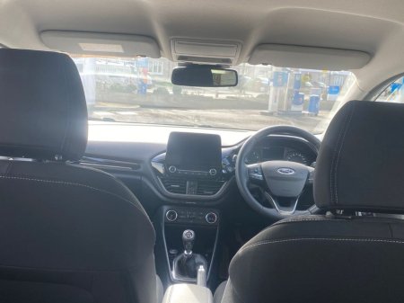 2021 Ford Fiesta - thumbnail 24