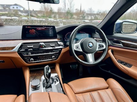 2020 BMW 5 Series - thumbnail 11