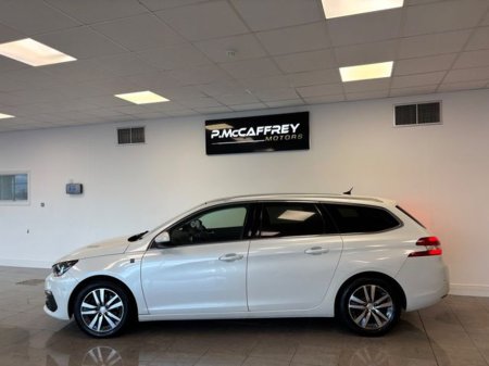2019 Peugeot 308 1.5 BlueHDi 130bhp Auto Allure €13,950 thumbnail