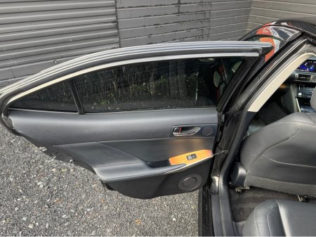 2013 Lexus IS 300 h 2.5 HYBRID AUTO SUNROOF €14,995 thumbnail