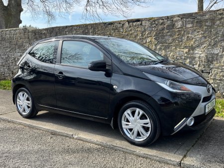 2016 Toyota Aygo 1.0 X PLAY 5DR // NEW NCT 01/2027