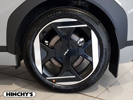 2026 Kia EV4 - thumbnail 8