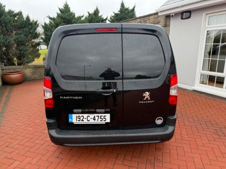 2019 Peugeot Partner  €12,495 thumbnail