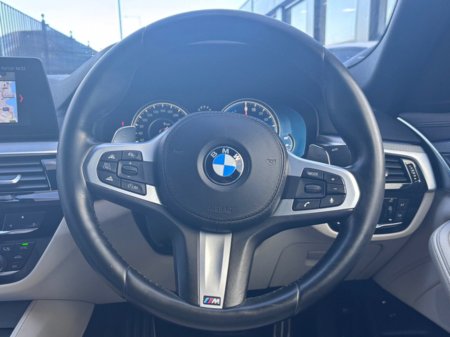 2017 BMW 5 Series 530E  M SPORT HYBRID // CREAM LEATHER INTERIOR // 292BHP €19,500 thumbnail