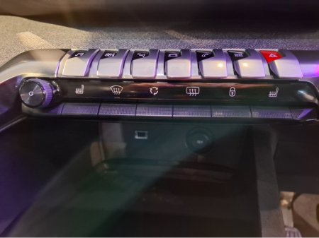 2020 Peugeot 3008 GT-LINE 1.5 HDI 130 6.2 4 4DR €23,950 thumbnail