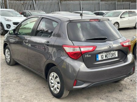 2017 Toyota Vitz /Yaris 1.0L Petrol Automatic (6236) €9,995 thumbnail