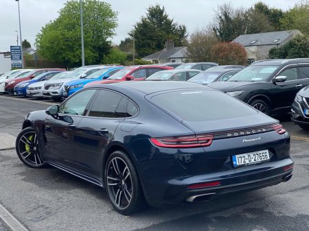 2017 Porsche Panamera - view 4