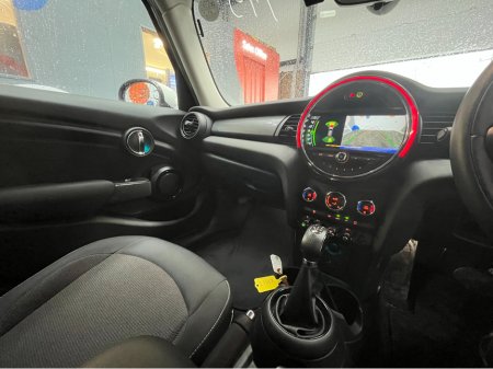 2019 MINI Cooper €19950 2019 MINI COOPER D 5DOORS 1.5 AUTOMATIC / CRUISE CONTROL / REVERSE CAMERA €19,950 thumbnail