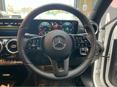 2019 Mercedes-Benz A Class €23950! 2019 MERCEDES-BENZ A200D 2.0 AUTOMATIC / CRUISE CONTROL / REVERSE CAMERA / ELECTRIC MEMORY & HEATED SEATS / PADDLE SHIFTERS AND MORE €23,950 thumbnail