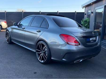2017 Mercedes-Benz C Class C SERIES D AMG LINE PREMIUM PLUS 4DR AUTO €22,950 thumbnail