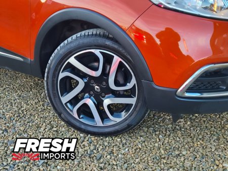 2016 Renault Captur ONLY 75KMS AUTOMATIC thumbnail