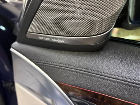 2019 BMW 5 Series - thumbnail 11