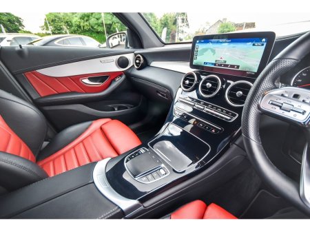 2021 Mercedes-Benz GLC Class 220d AMG 4Matic Auto thumbnail