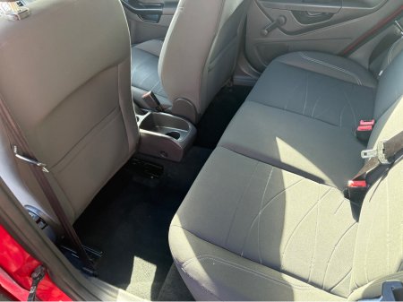 2017 Ford Fiesta - thumbnail 8