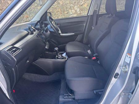 2021 Suzuki Swift - thumbnail 9