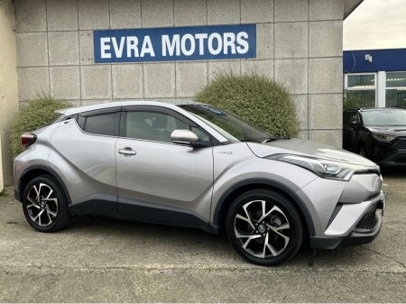 2017 Toyota C-HR SOL AUTOMATIC HYBRID 1.8 PETROL //HIGH SPEC//HALF LEATHER HEATED SEATS//KEYLESS ENTRY//REVERSE CAMER//ADAPTIVE CRUISE CONTROL// €18,950