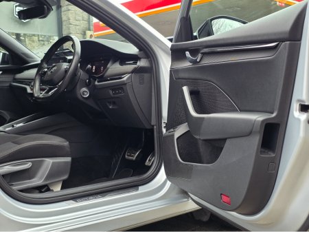 2024 Skoda Octavia 2.0 TDI 150 BHP SPORTLINE DSG. HUGE SPEC. FINANCE ARRANGED. SIMI. AA APPROVED. thumbnail