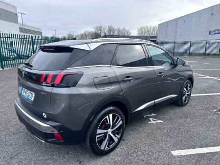 2019 Peugeot 3008 - thumbnail 4