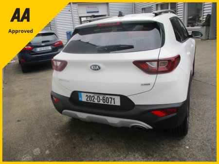 2020 Kia Stonic K3 1.0 PETROL WITH LOW KMS LONG NCT TESTED FULLY SERVICED WITH 6 MONTHS   WARRANTY AND 12 MONTHS AA COVER. €18,500
