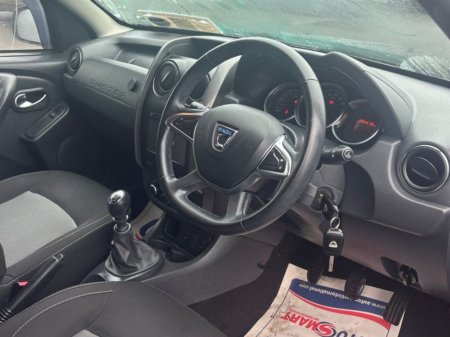 2018 Dacia Duster 1.5 dCi 110 PRESTIGE (STRAIGHT DEAL) €9,250 thumbnail