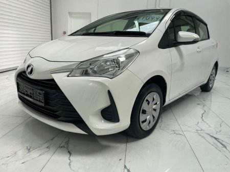 2018 Toyota Yaris - thumbnail 7