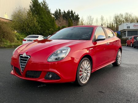 2015 Alfa Romeo Giulietta  €9,500
