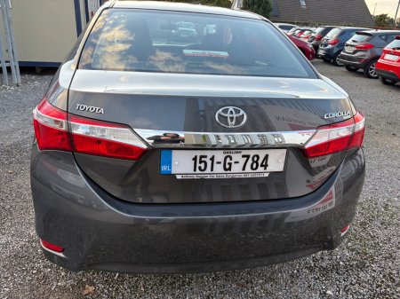 2015 Toyota Corolla D-4D 90 (1.4) Terra €7,950