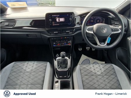 2024 Volkswagen T-Roc EX DEMO ONLY 14.000 KMS T-ROC 1.0 TSI 110HP R-Line €33,900