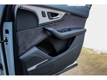 2018 Audi SQ7 4.0TDI V8 435 SQ7 quattro Tiptronic €55,995 thumbnail