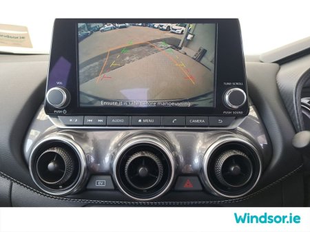 2024 Nissan Juke HYBRID 1.6 SV PREMIUM €29,995 thumbnail