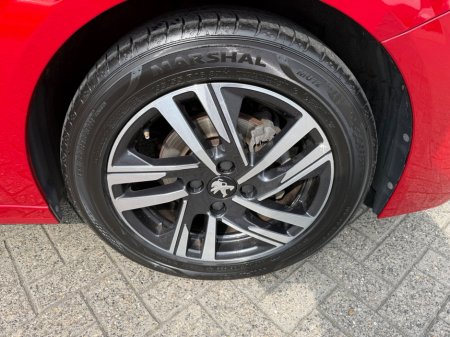 2023 Peugeot 208 - photo 4