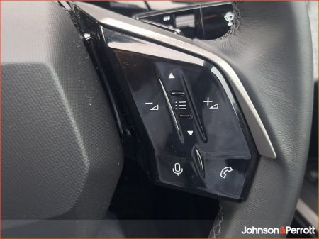 2025 Peugeot 3008 Demo - BEV 73kWH 210BHP Allure €40,900 thumbnail