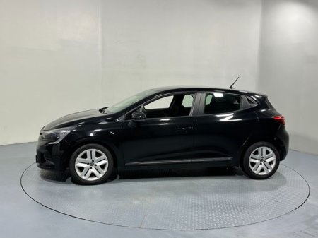 2022 Renault Clio Dynamique 1.0 Petrol 222 €14,400