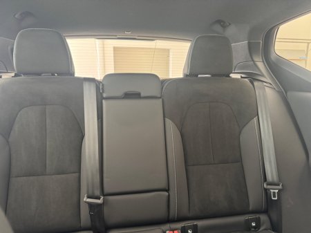 2023 Volvo XC40 - thumbnail 13