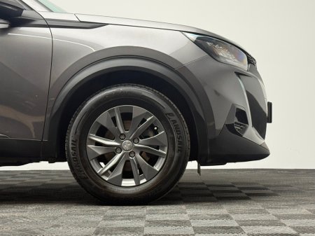 2020 Peugeot 2008 ACTIVE 1.2 100 4DR €16,990 thumbnail