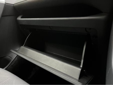 2019 Toyota Rav4 €27950 2019 TOYOTA RAV4 HYBRID X 2.5 AUTOMATIC / CRUISE CONTROL AND MORE €27,950 thumbnail