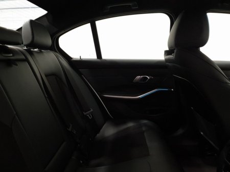 2023 BMW 3 Series - thumbnail 11