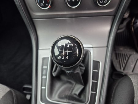 2016 Volkswagen Golf TRENDLINE 1.6 TDI MANUAL 5SPEED 110HP 5DR €10,750 thumbnail