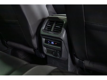 2023 Volkswagen Tiguan 1.4 TSI PHEV 245HP R-Line DSG €37,950 thumbnail