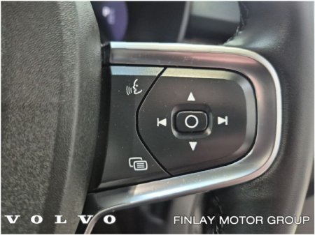 2023 Volvo XC40 BEV 231hp Ultimate 69kw Pan Roof , Heated Steering Wheel & Seats €36,950 thumbnail