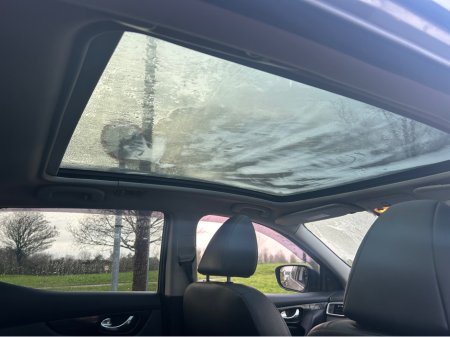 2015 Nissan Qashqai 1.6 DCI TEKNA 130bhp // FULL LEATHER // €9,900 thumbnail