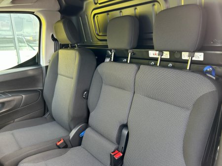 2026 Opel Combo 19 KOMF L1H1-1.5 100PS D thumbnail