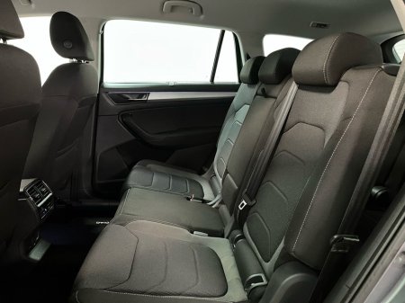 2023 Skoda Kodiaq Ambition 7 Seats DSG 2.0TDI 150BHP - Reversing Camera - Climate Control - Heated Seats - Cruise Control - Apple CarPlay/Android Auto thumbnail