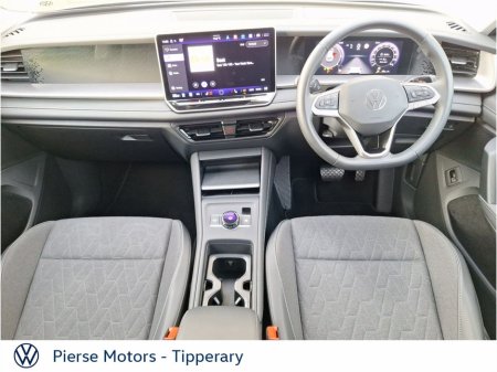 2025 Volkswagen Tayron 2.0 TDI Edition 75 150HP DSG €52,950 thumbnail