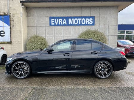 2019 BMW 3 Series 330e M-SPORT AUTOMATIC 2.0 PETROL PLUG IN HYBRID //REVERSE CAMERA//SAT NAV//FULL LEATHER HEATED SEATS// €26,950 thumbnail