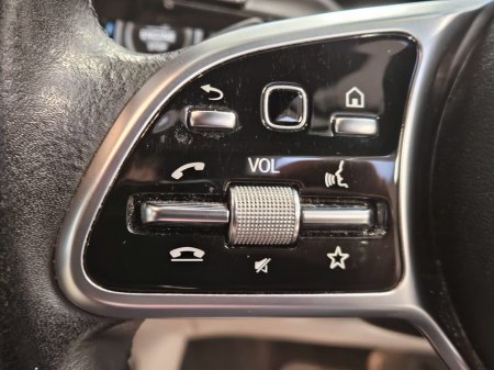 2021 Mercedes-Benz GLA Class - thumbnail 11